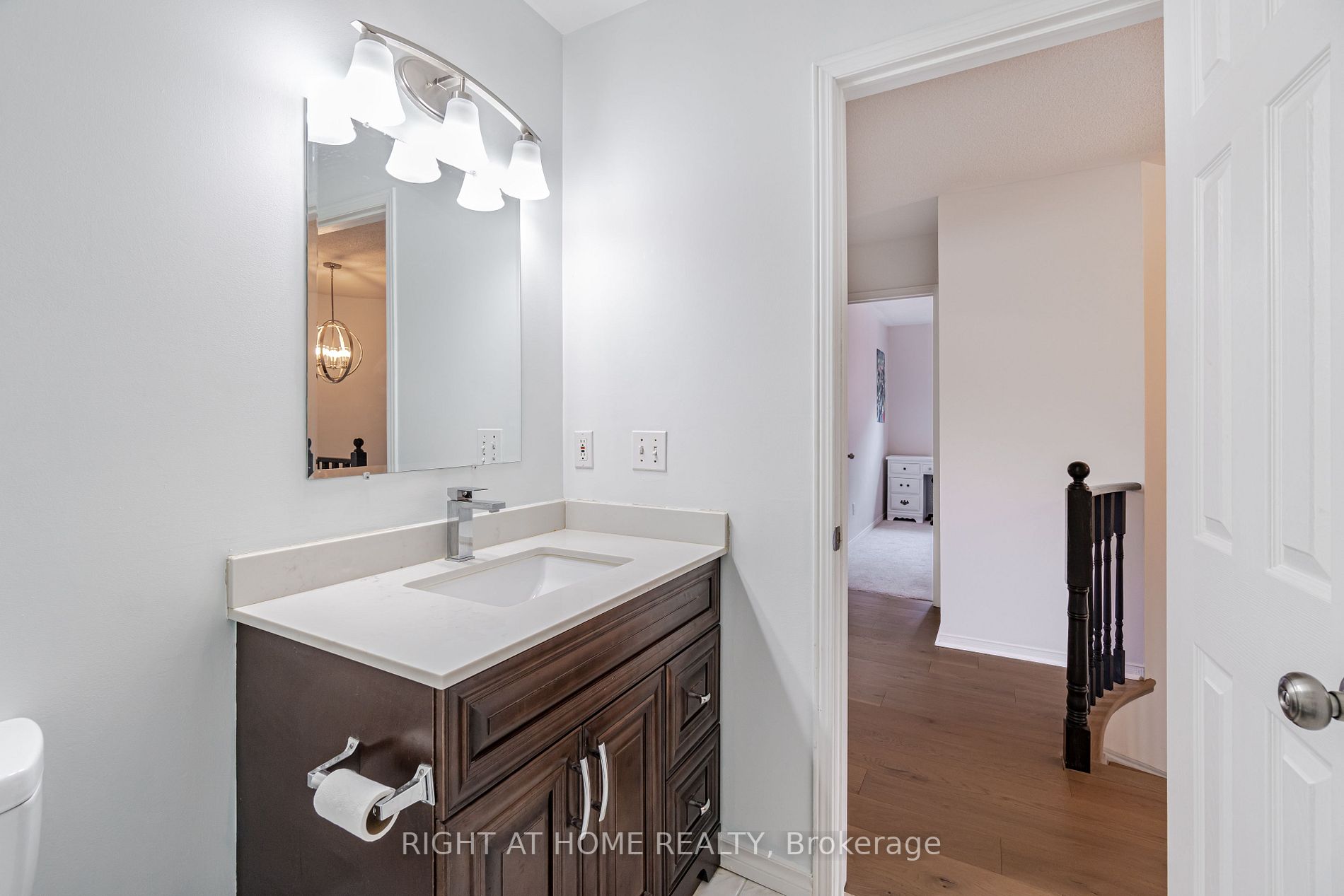 10 Hepburn Cres Cres