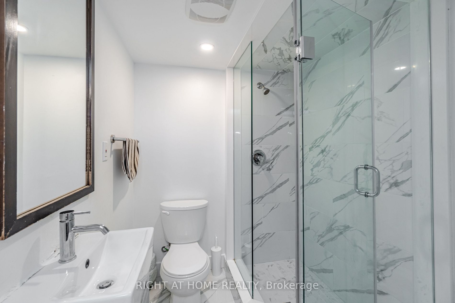10 Hepburn Cres Cres