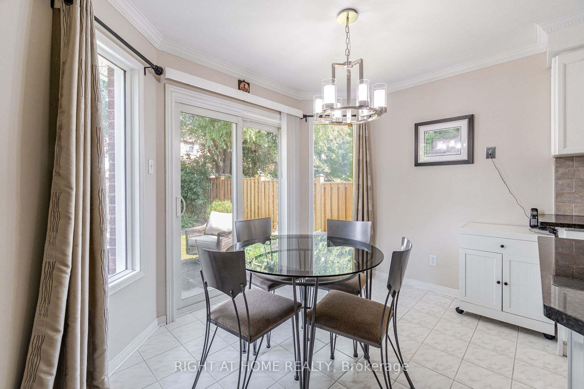 10 Hepburn Cres Cres