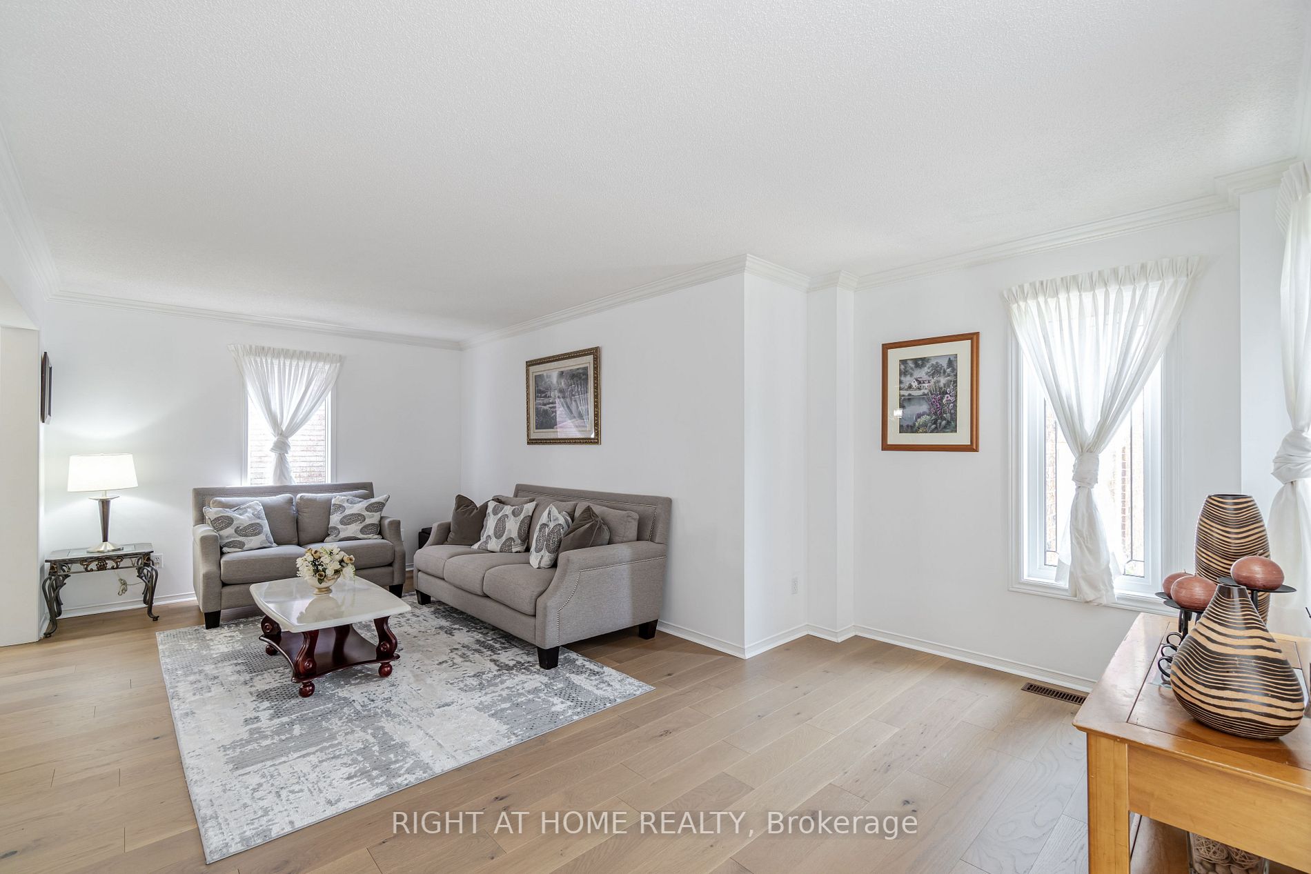 10 Hepburn Cres Cres