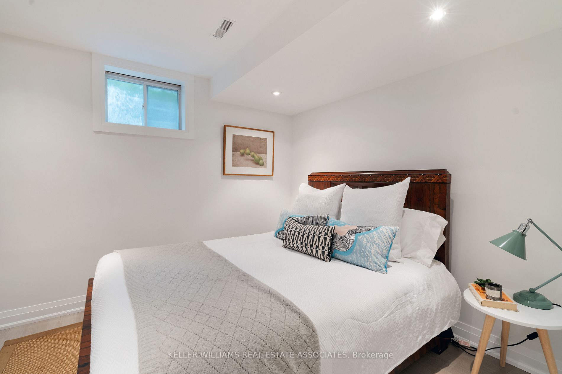19 Wolf Cres
