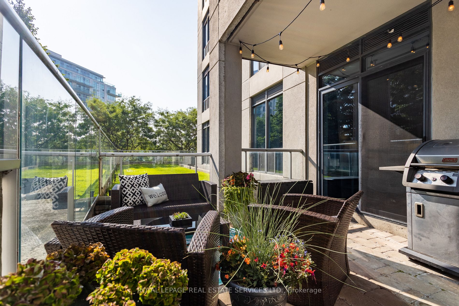 2083 Lake Shore Blvd W, #109