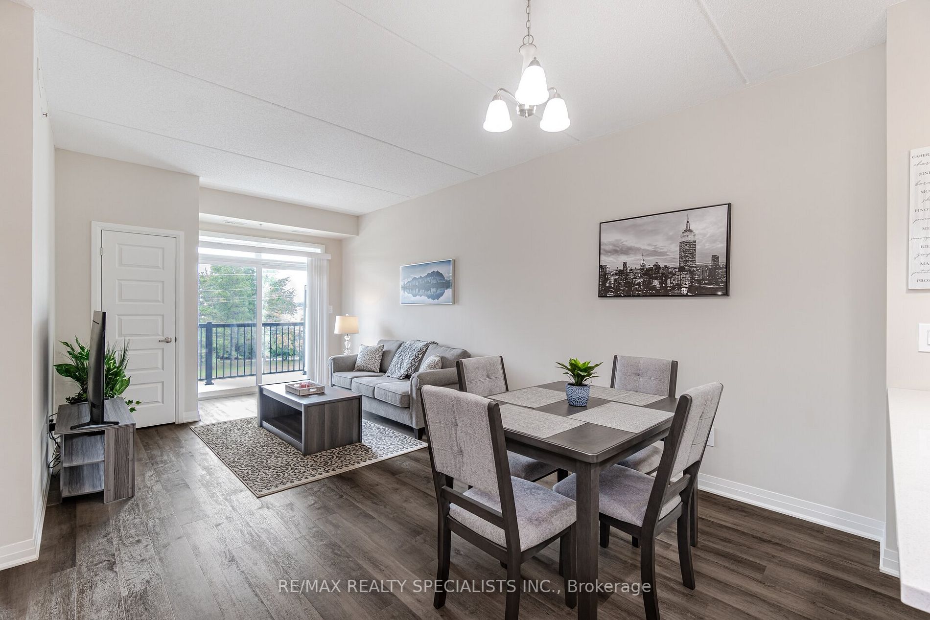 610 Farmstead Dr, #315
