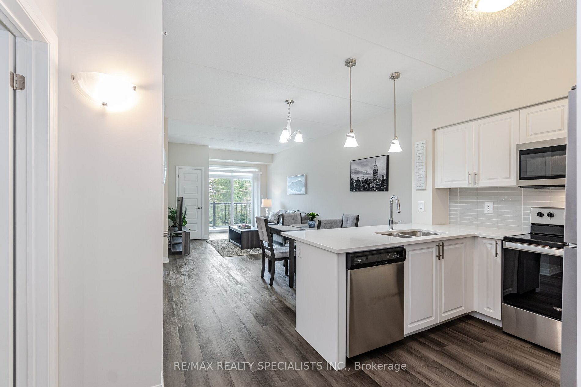 610 Farmstead Dr, #315