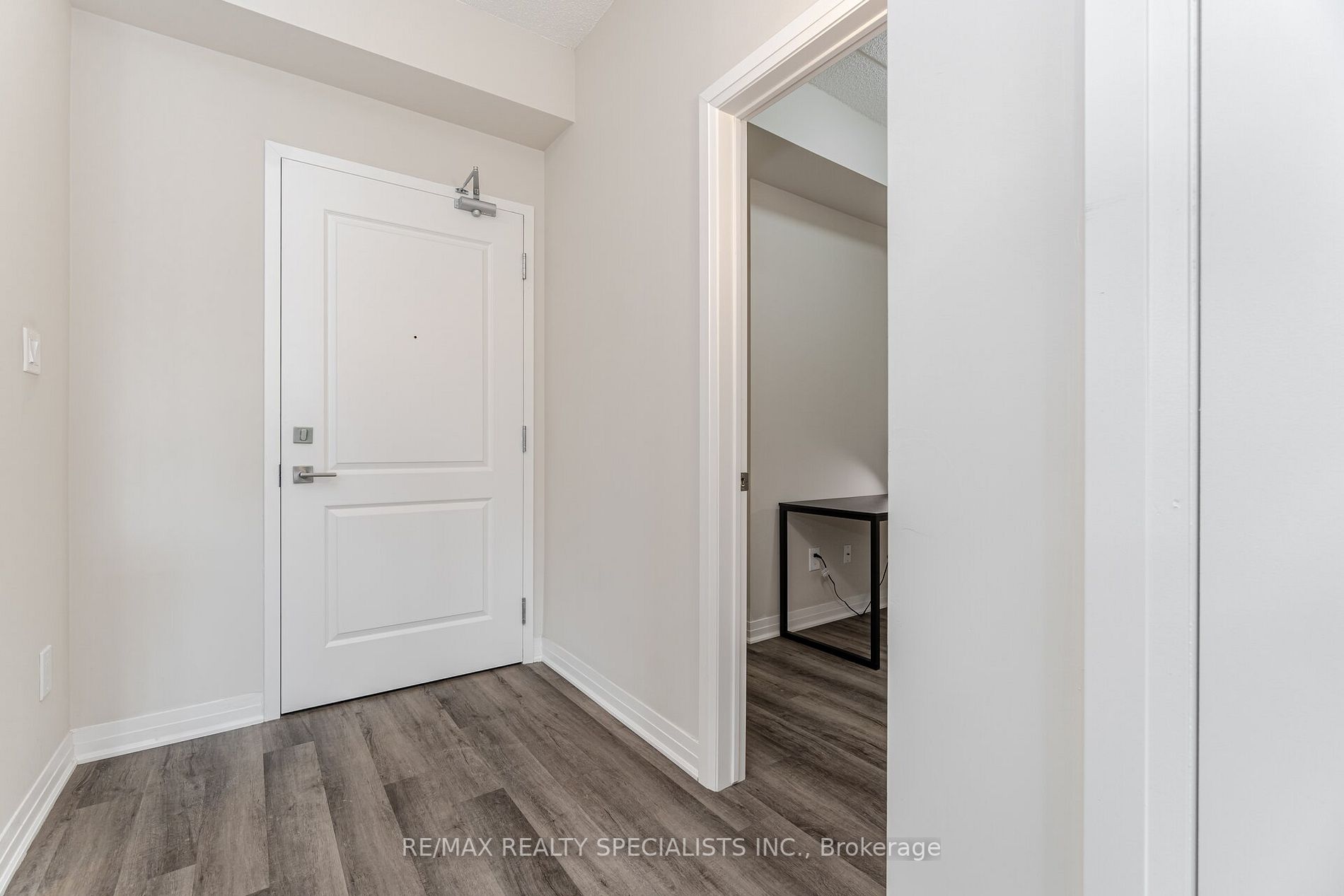 610 Farmstead Dr, #315