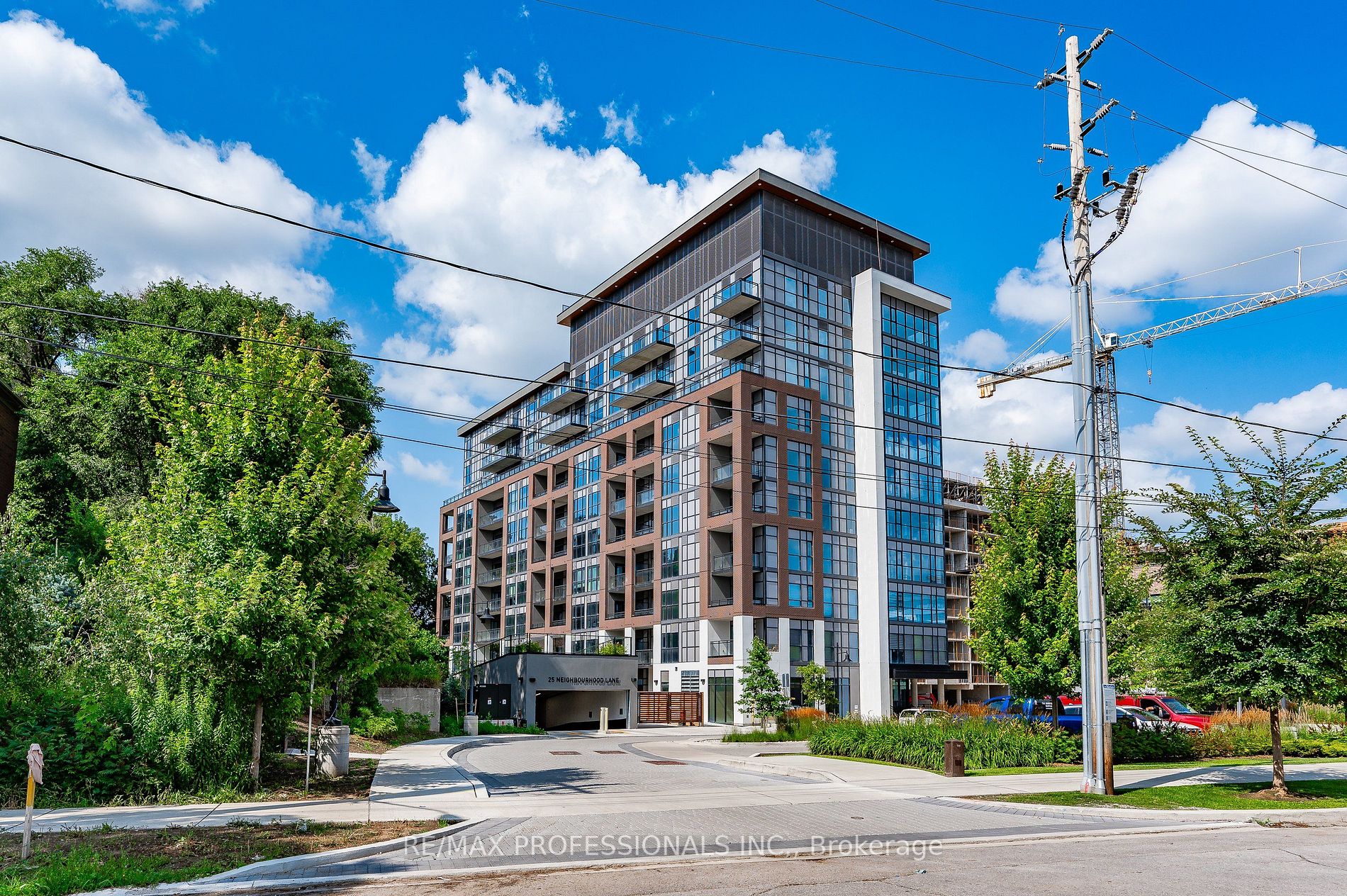 25 Neighbourhood Lane, #801