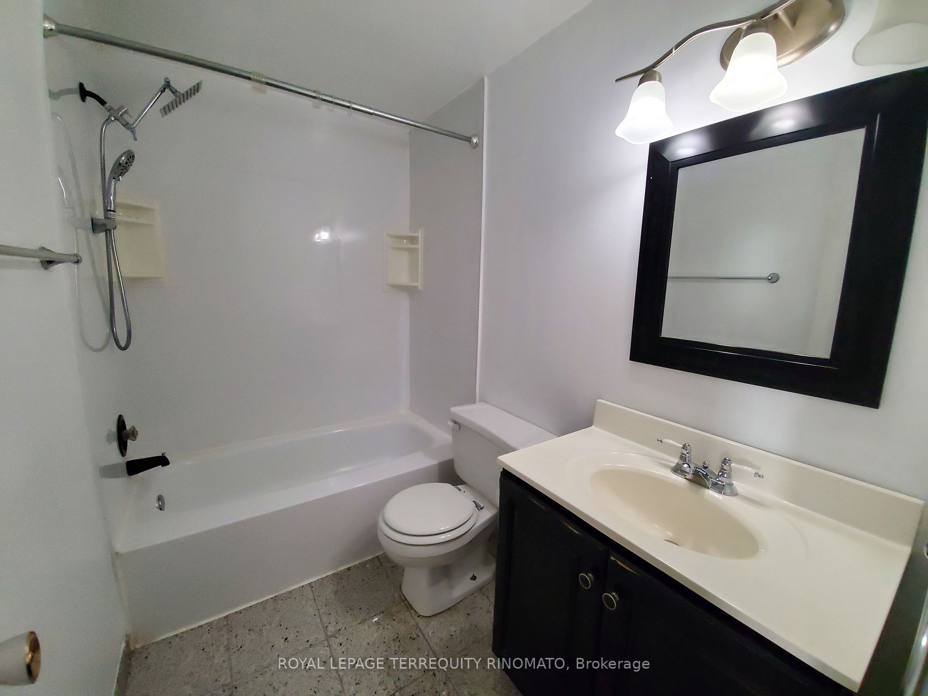 3175 Kirwin Ave, #147