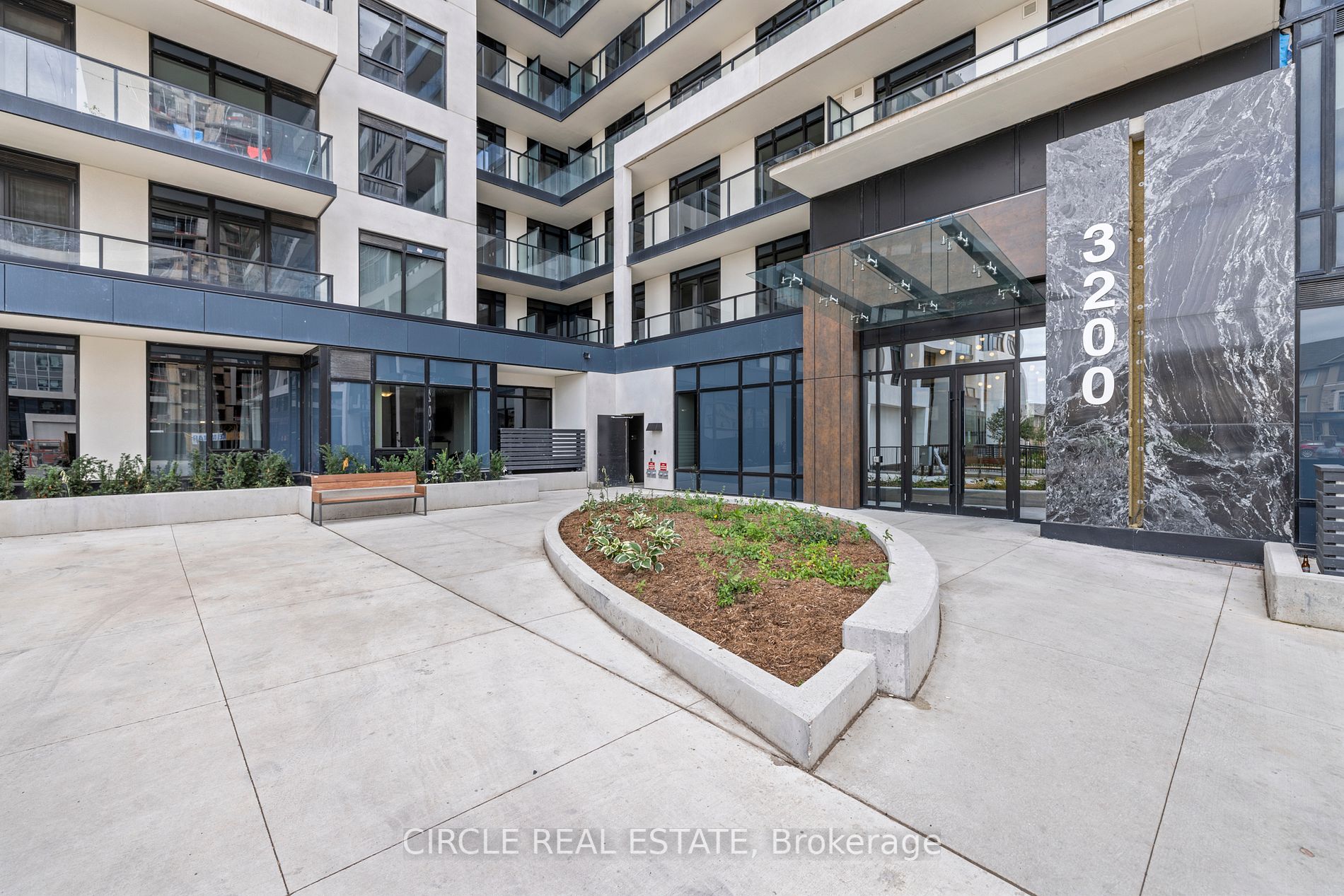 3200 William Coltson Ave, #517