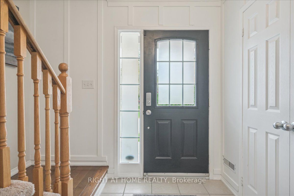 2360 Parkhaven Blvd, #20