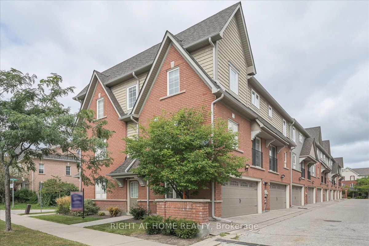 2360 Parkhaven Blvd, #20