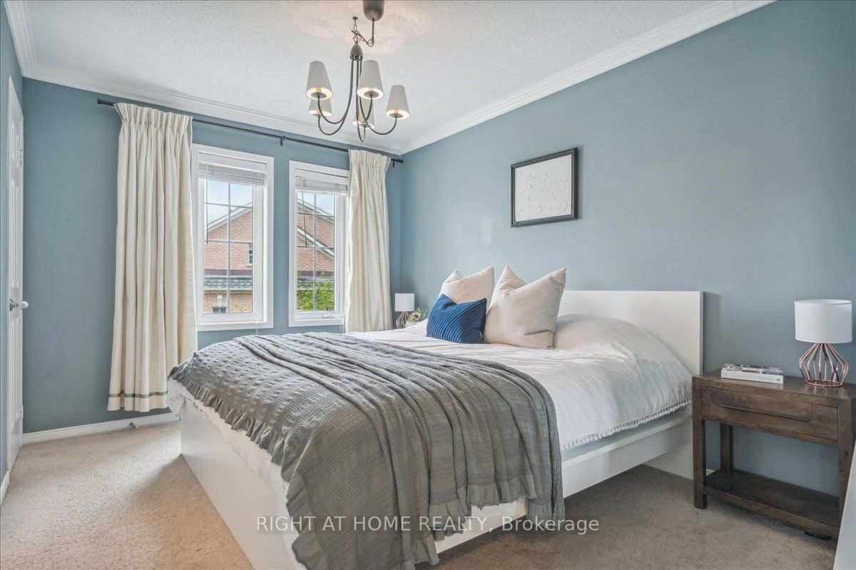 2360 Parkhaven Blvd, #20