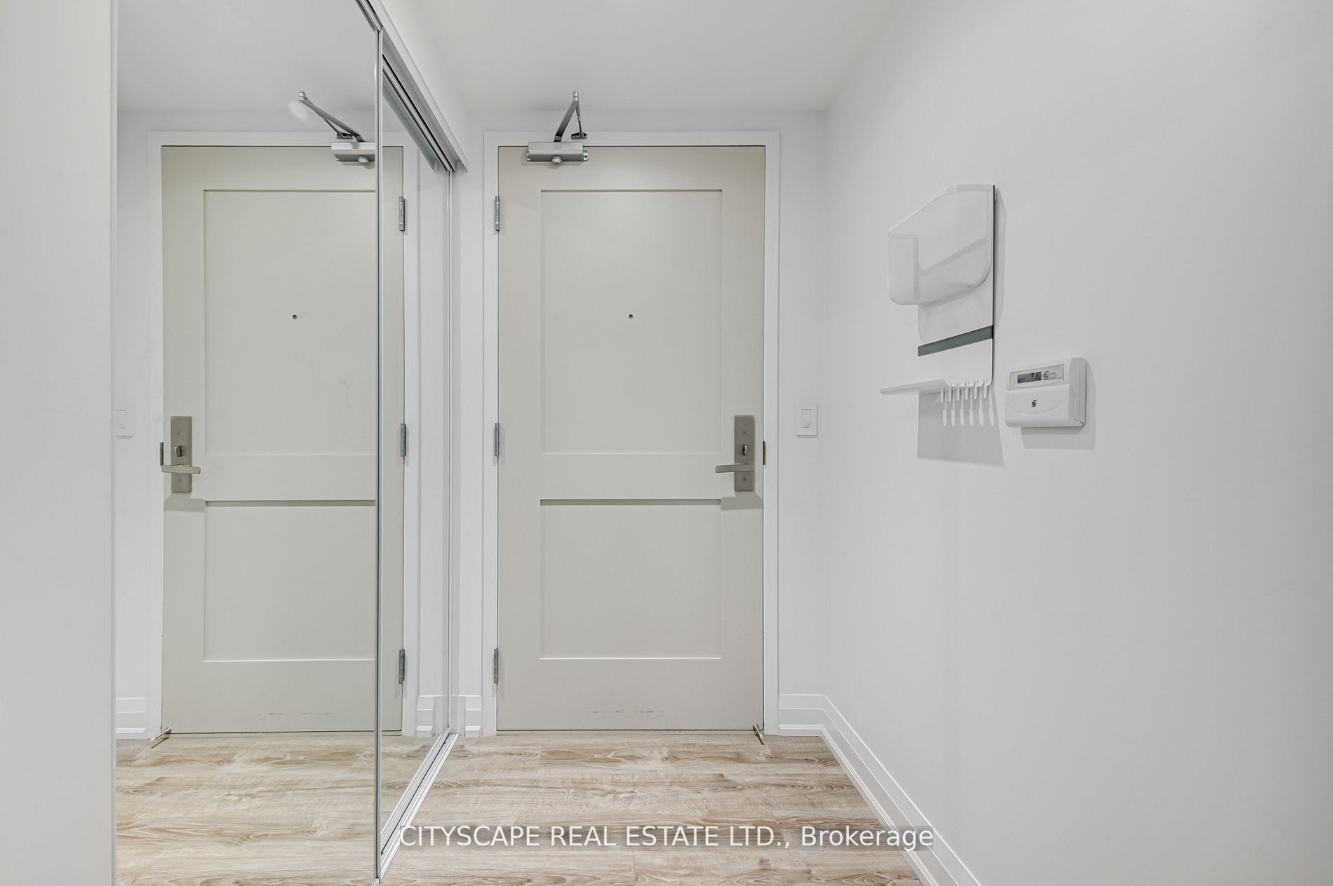 26 Gibbs Rd, #433