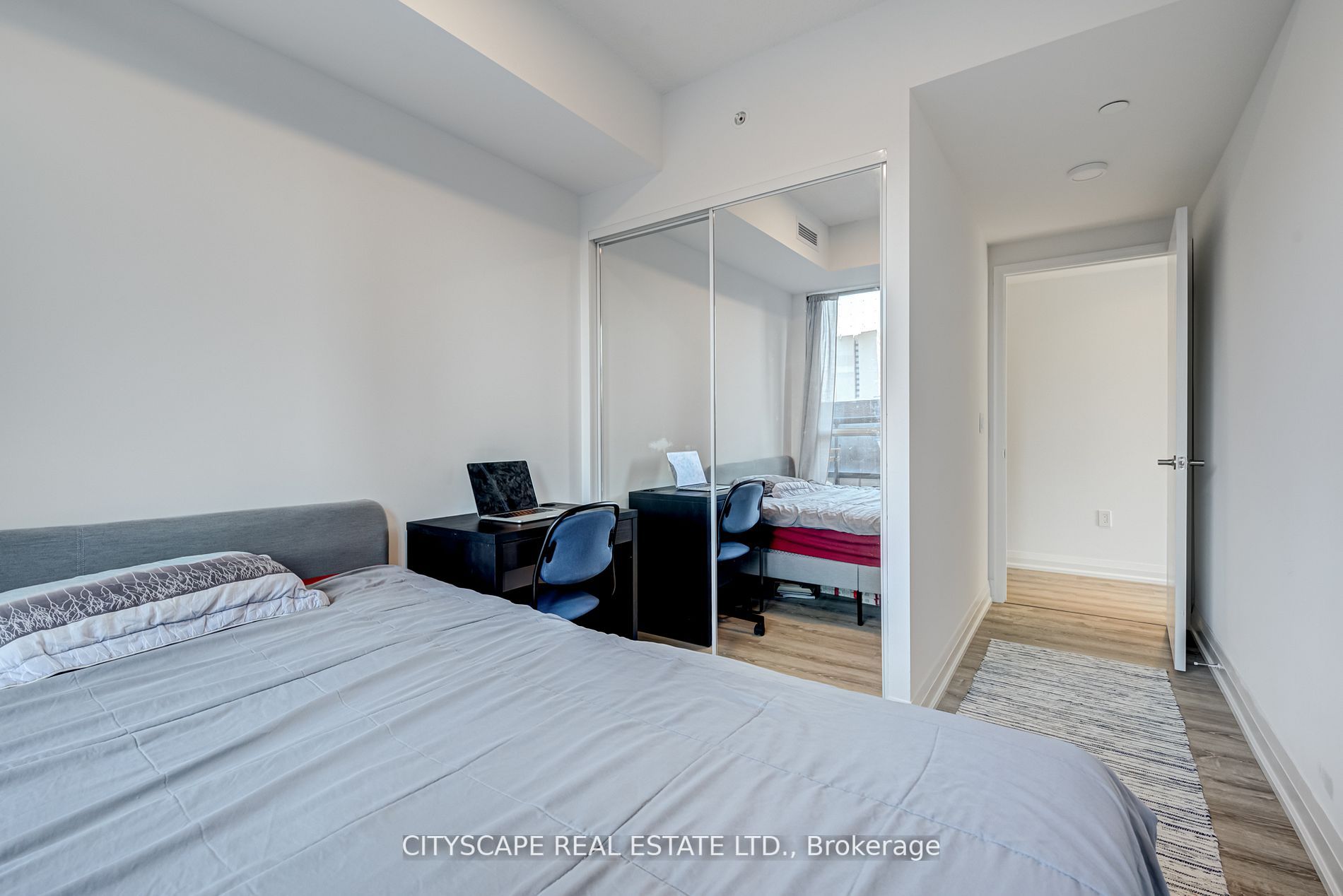 26 Gibbs Rd, #433