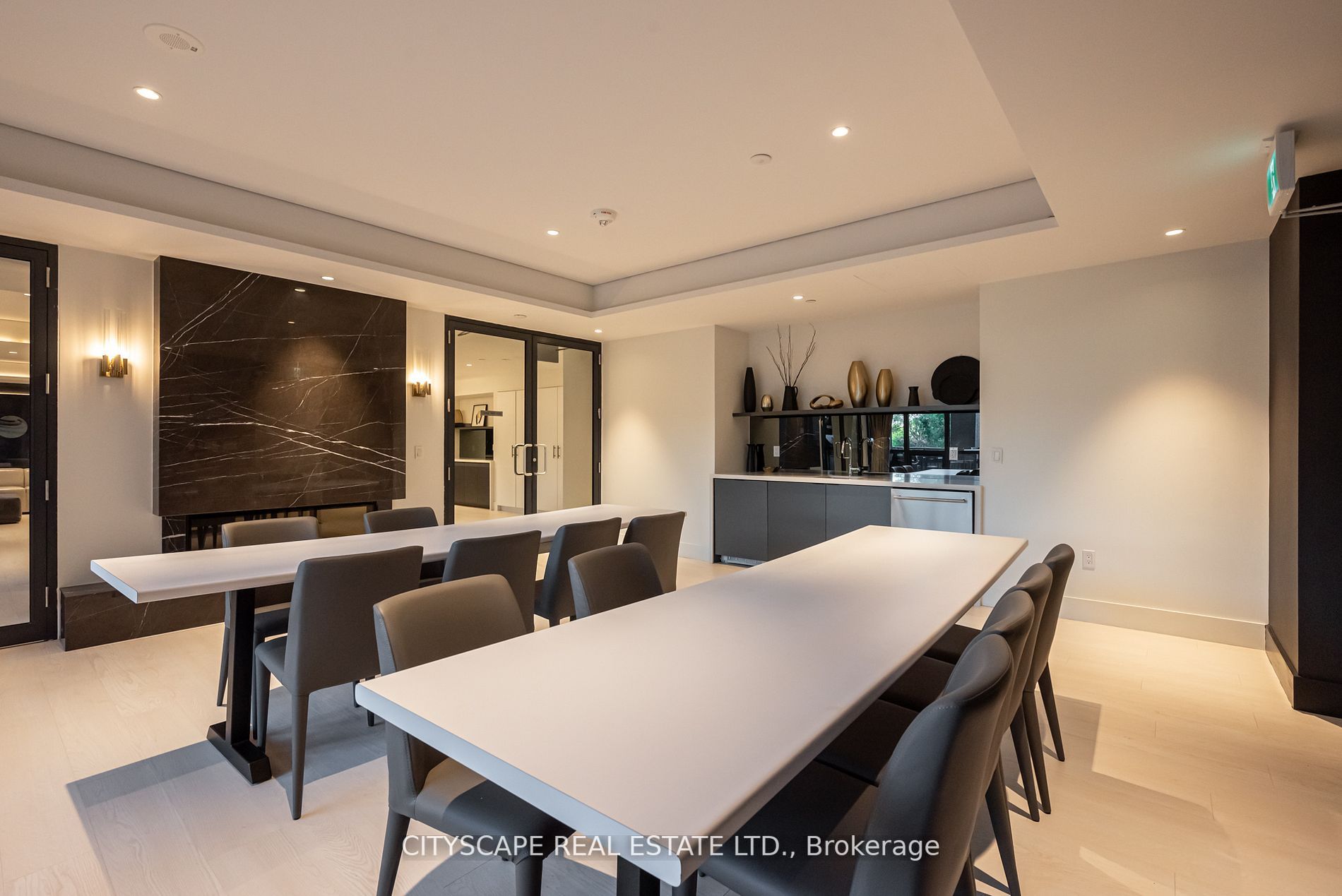 26 Gibbs Rd, #433