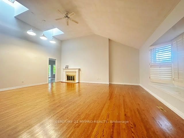 156 Trelawn Ave