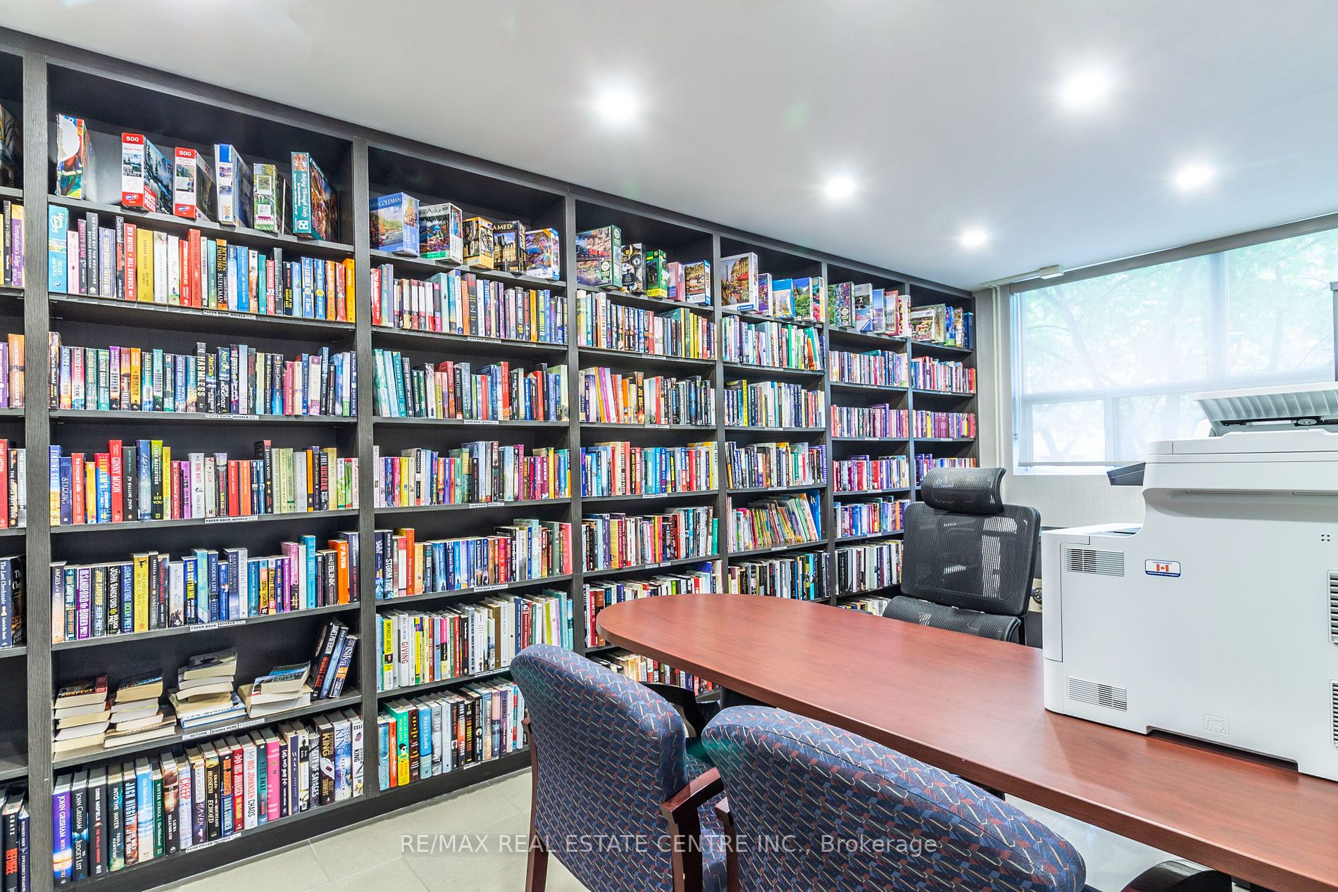 700 Dynes Rd, #203