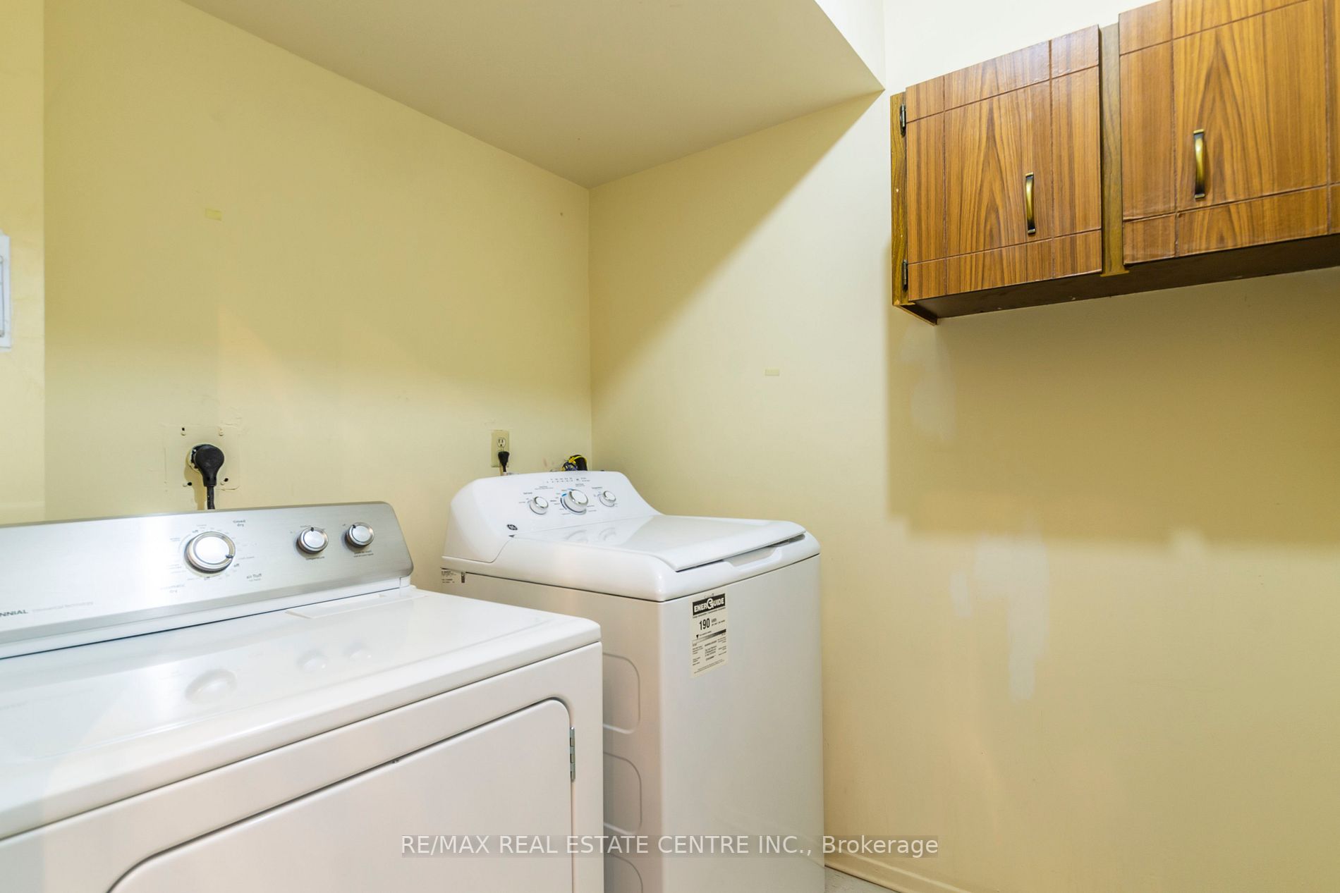 700 Dynes Rd, #203