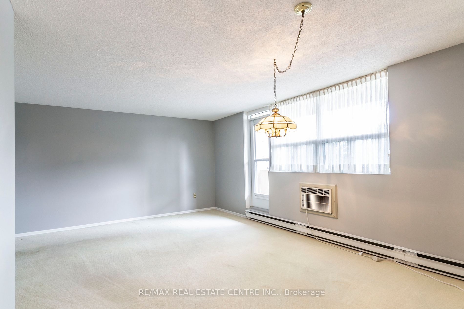 700 Dynes Rd, #203