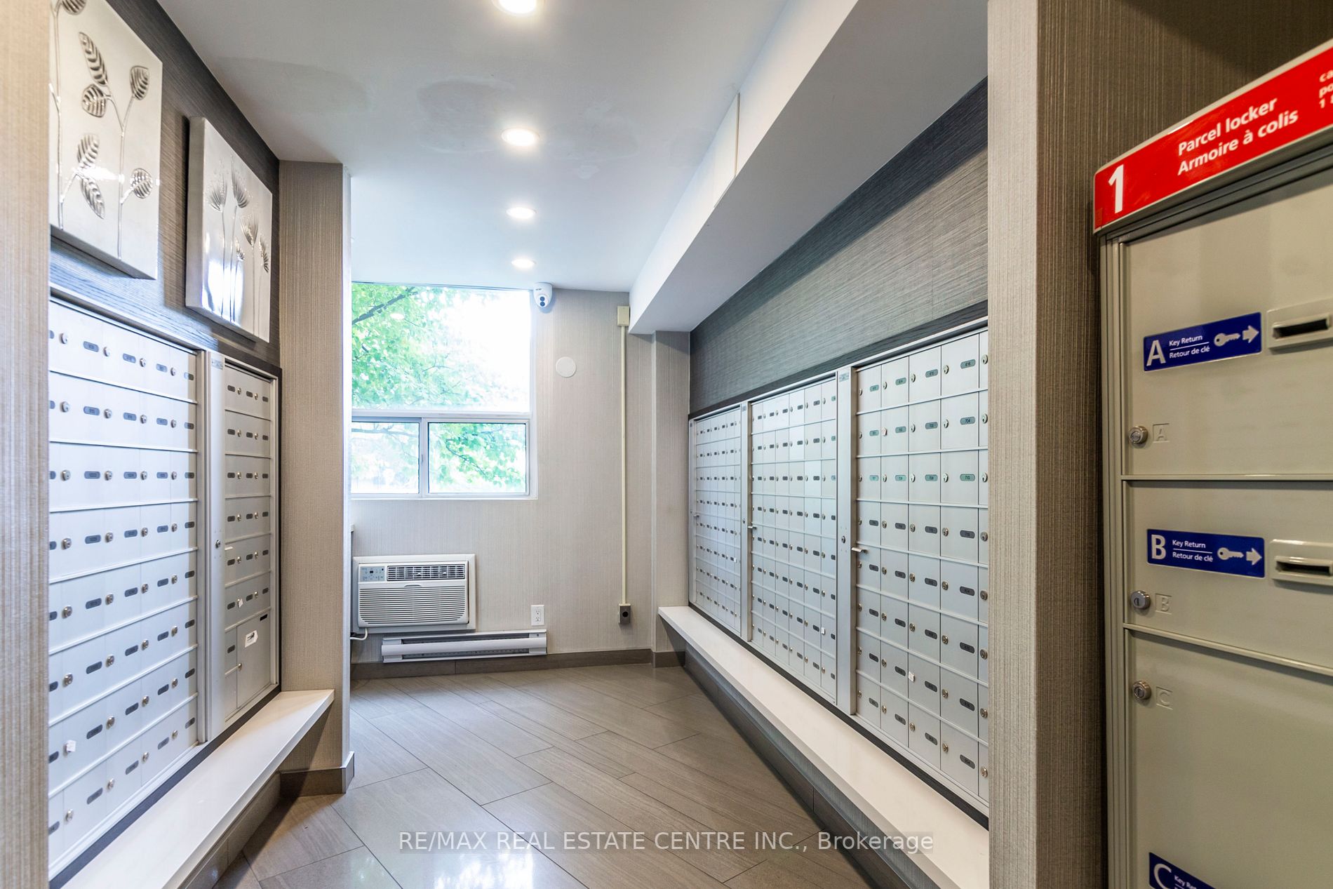 700 Dynes Rd, #203