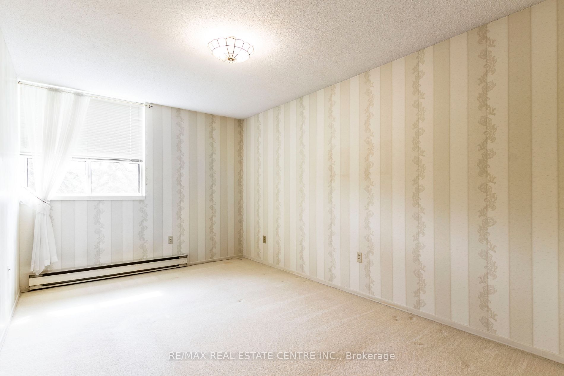 700 Dynes Rd, #203