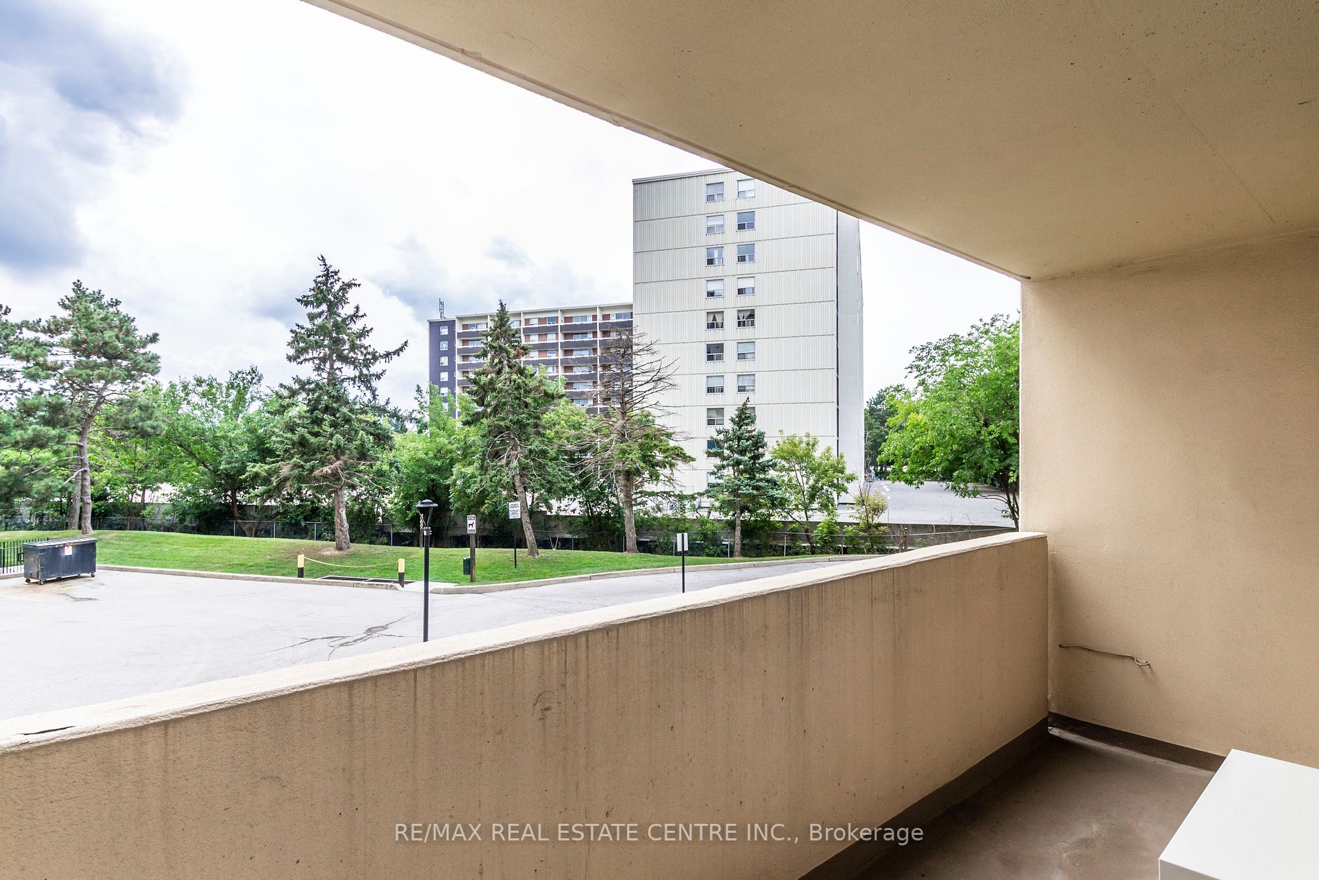 700 Dynes Rd, #203