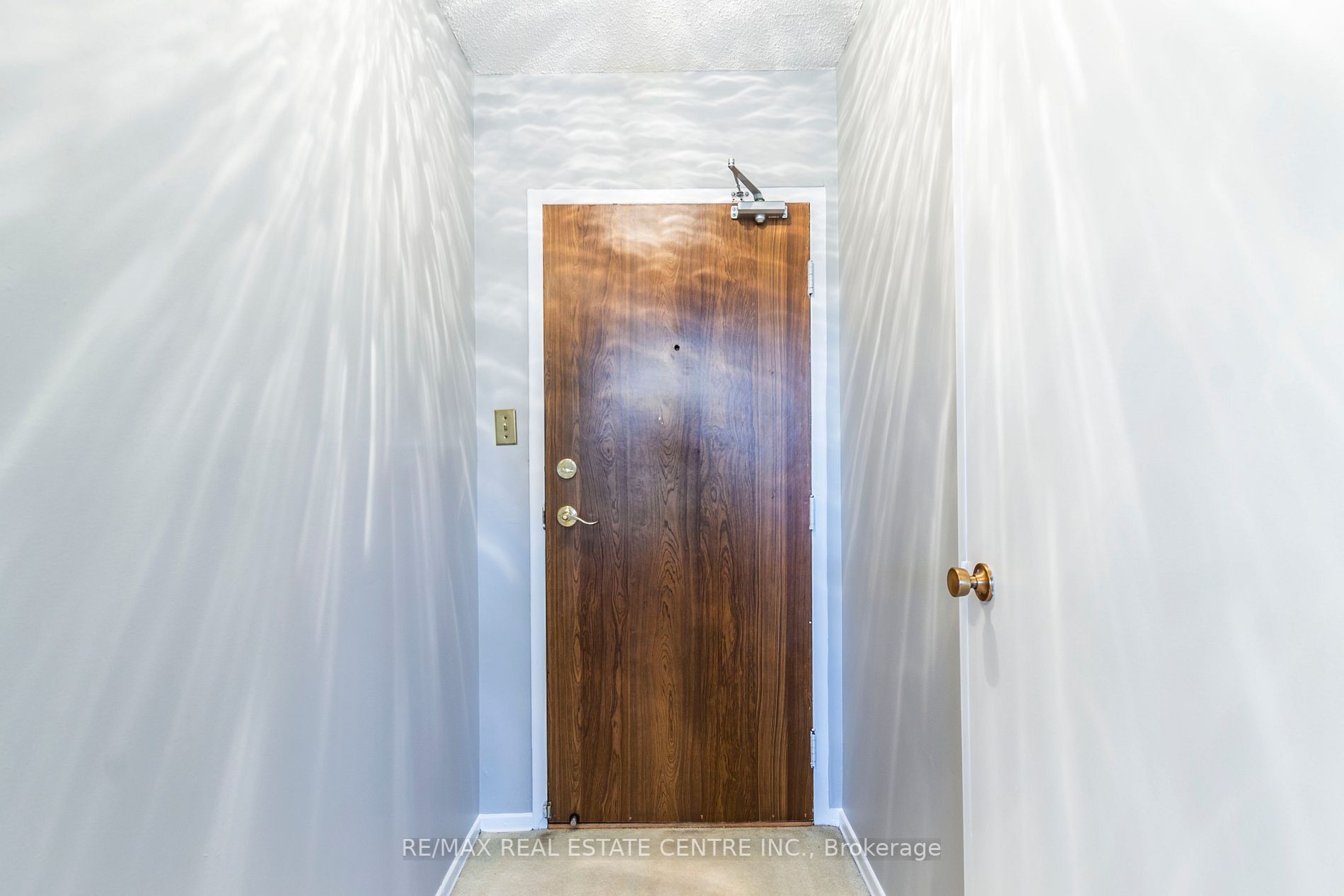 700 Dynes Rd, #203
