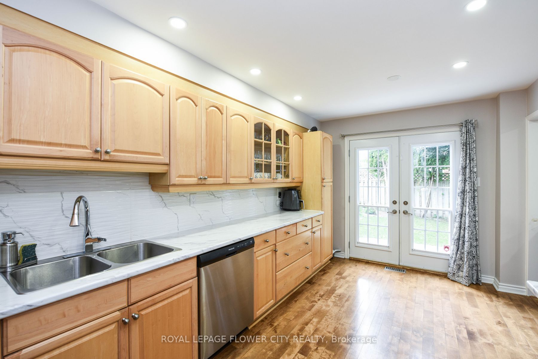 4 Pinellas Dr