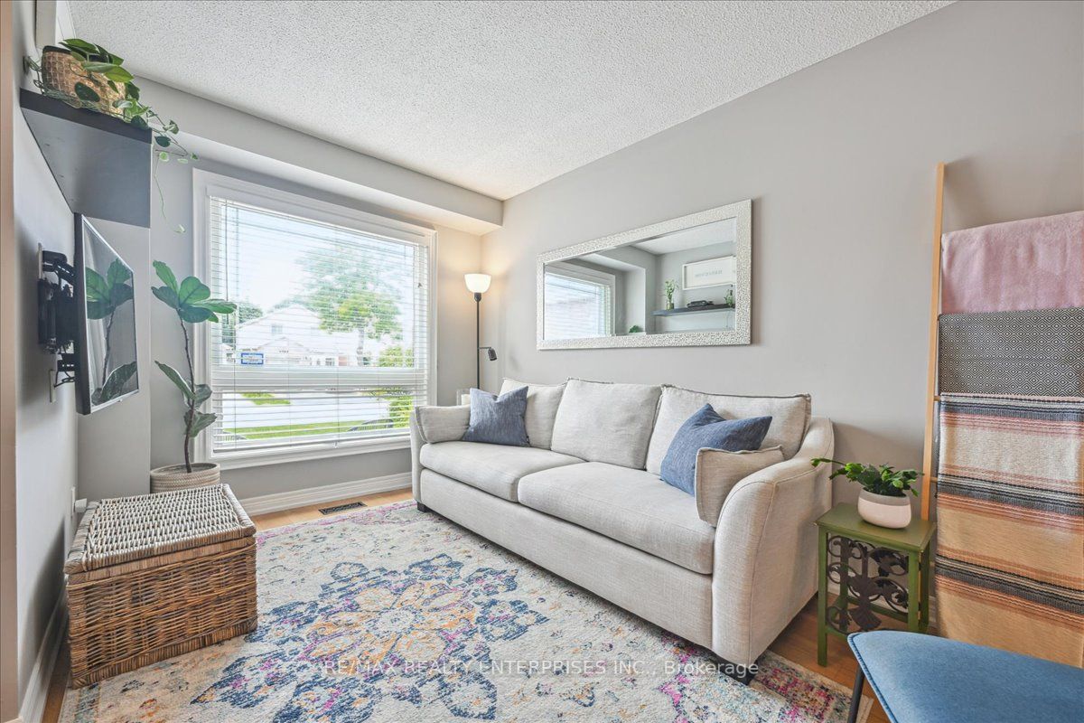 3091 Kilbride Cres