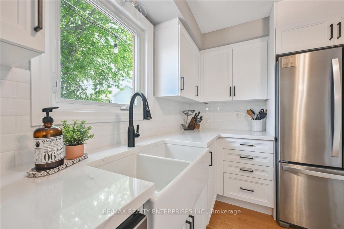 3091 Kilbride Cres