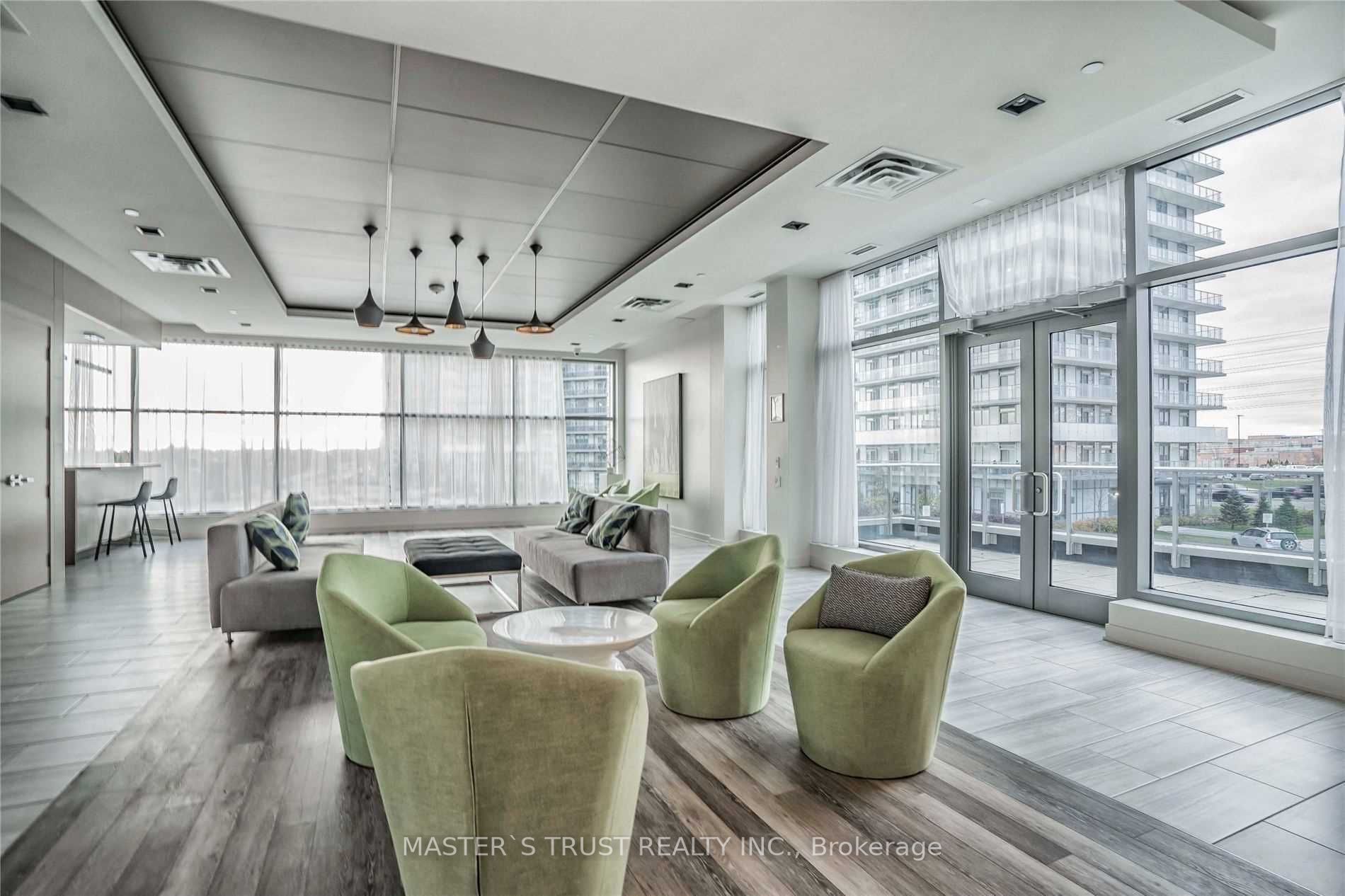 4699 Glen Erin Dr, #107