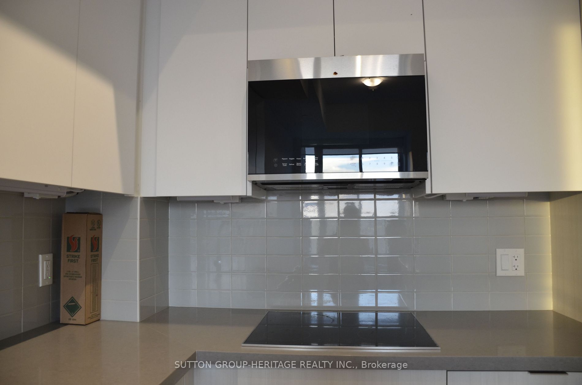 2481 Taunton Road, #207