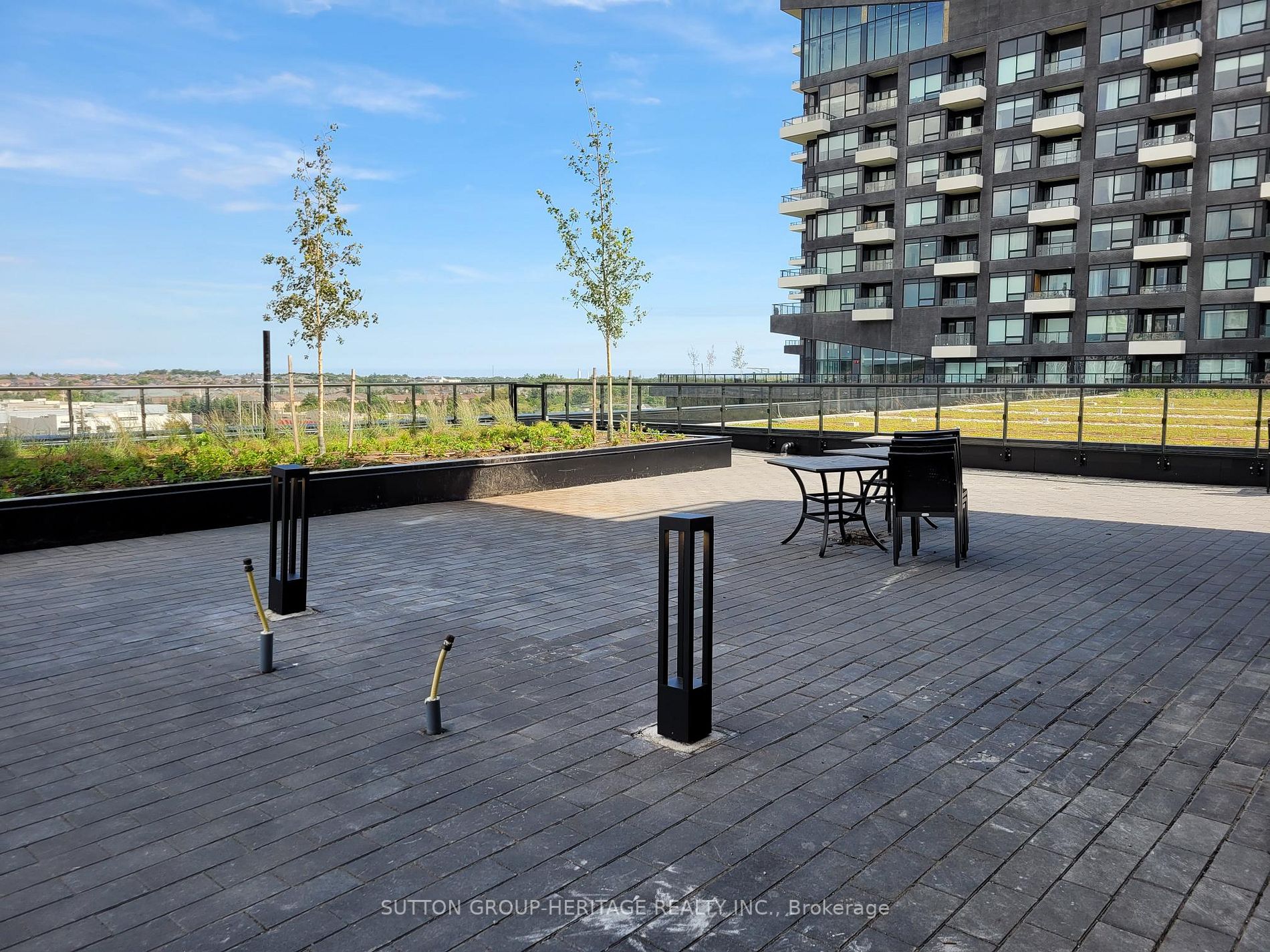 2481 Taunton Road, #207