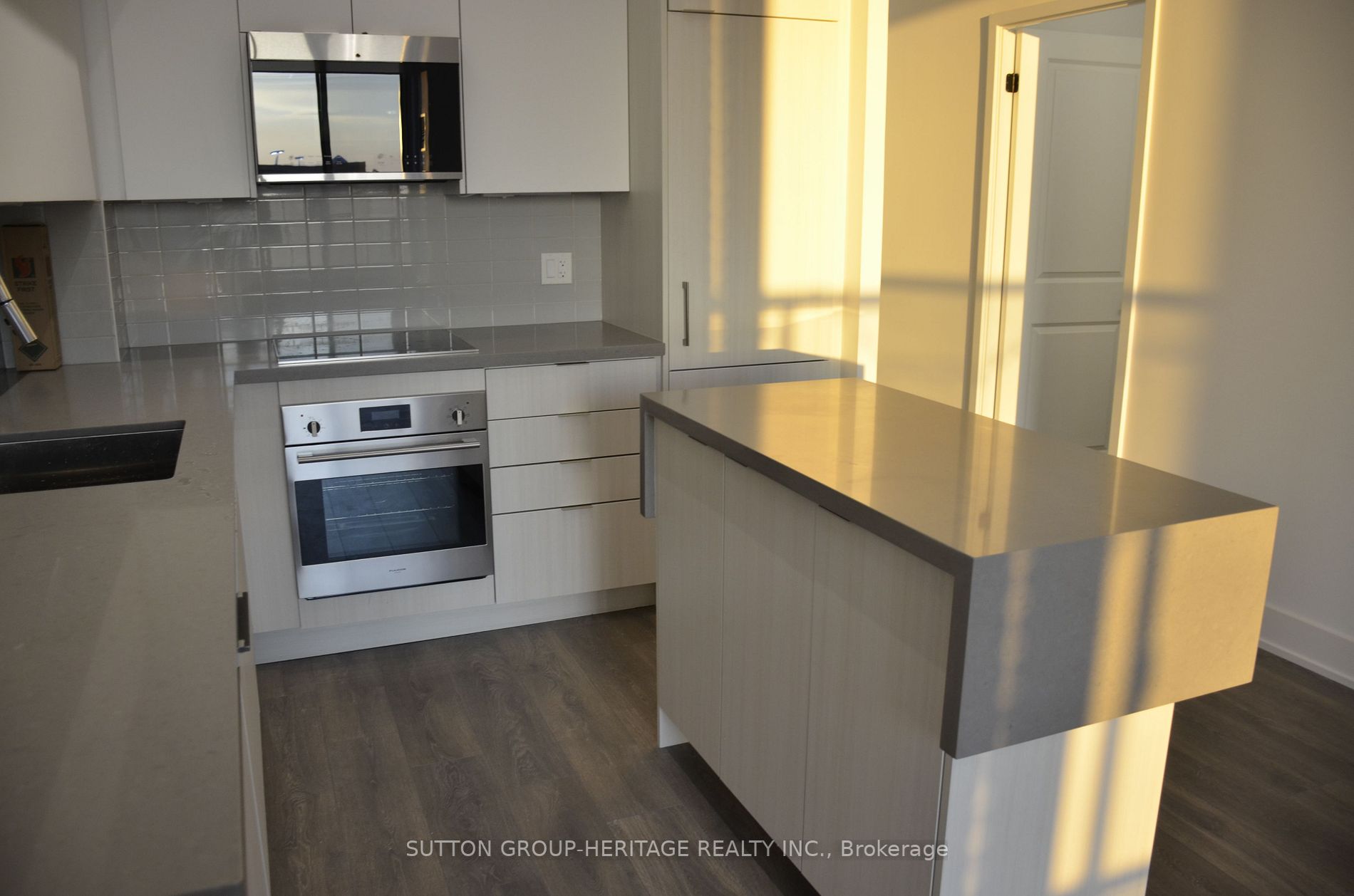 2481 Taunton Road, #207