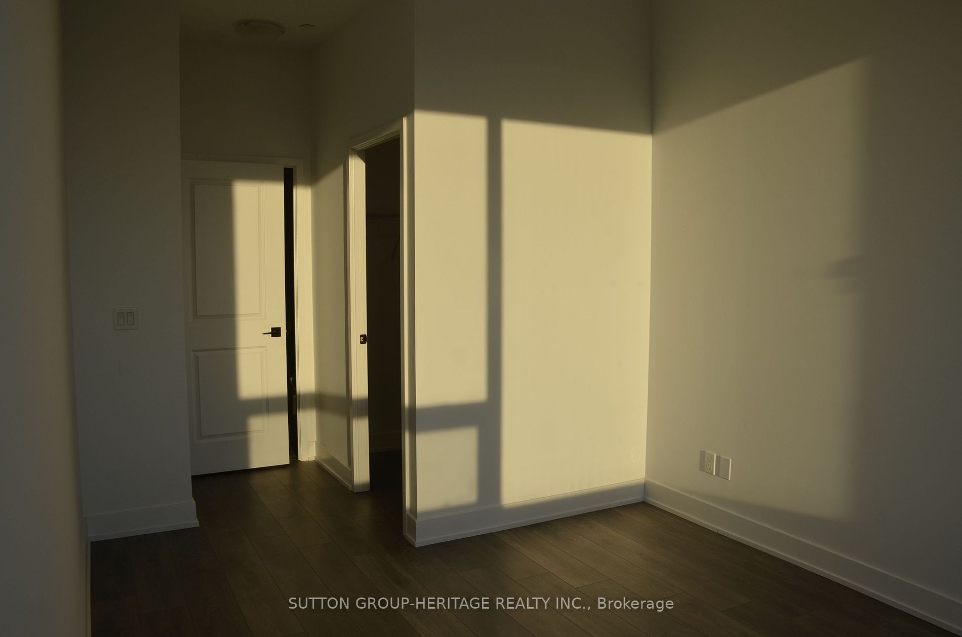 2481 Taunton Road, #207