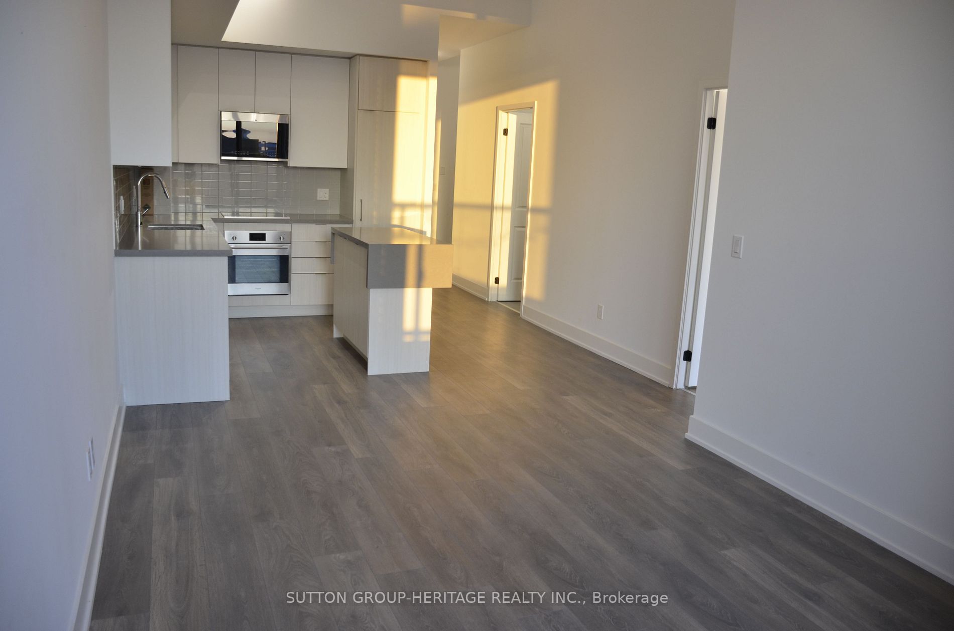2481 Taunton Road, #207