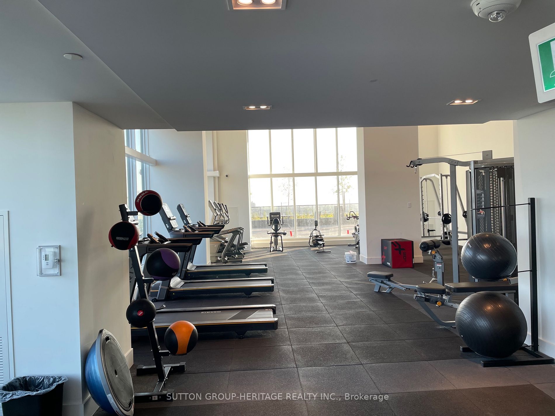 2481 Taunton Road, #207