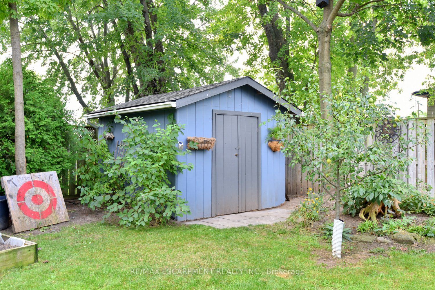 3095 Parkgate Cres