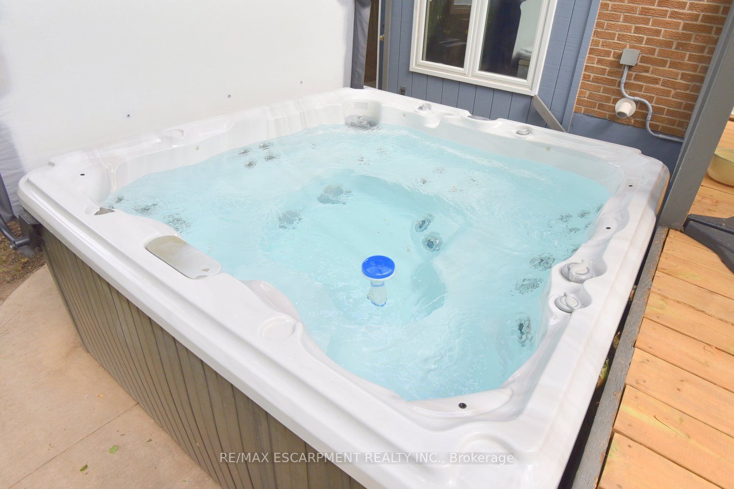 3095 Parkgate Cres