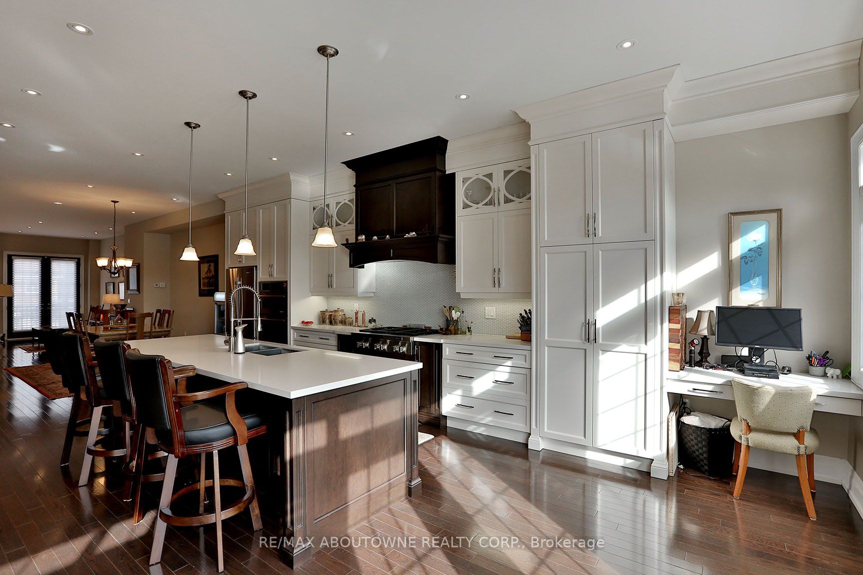 2308 Sovereign Street
