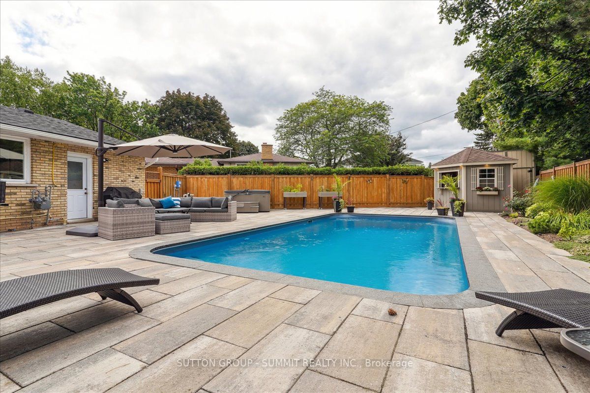 225 Barrymore Court