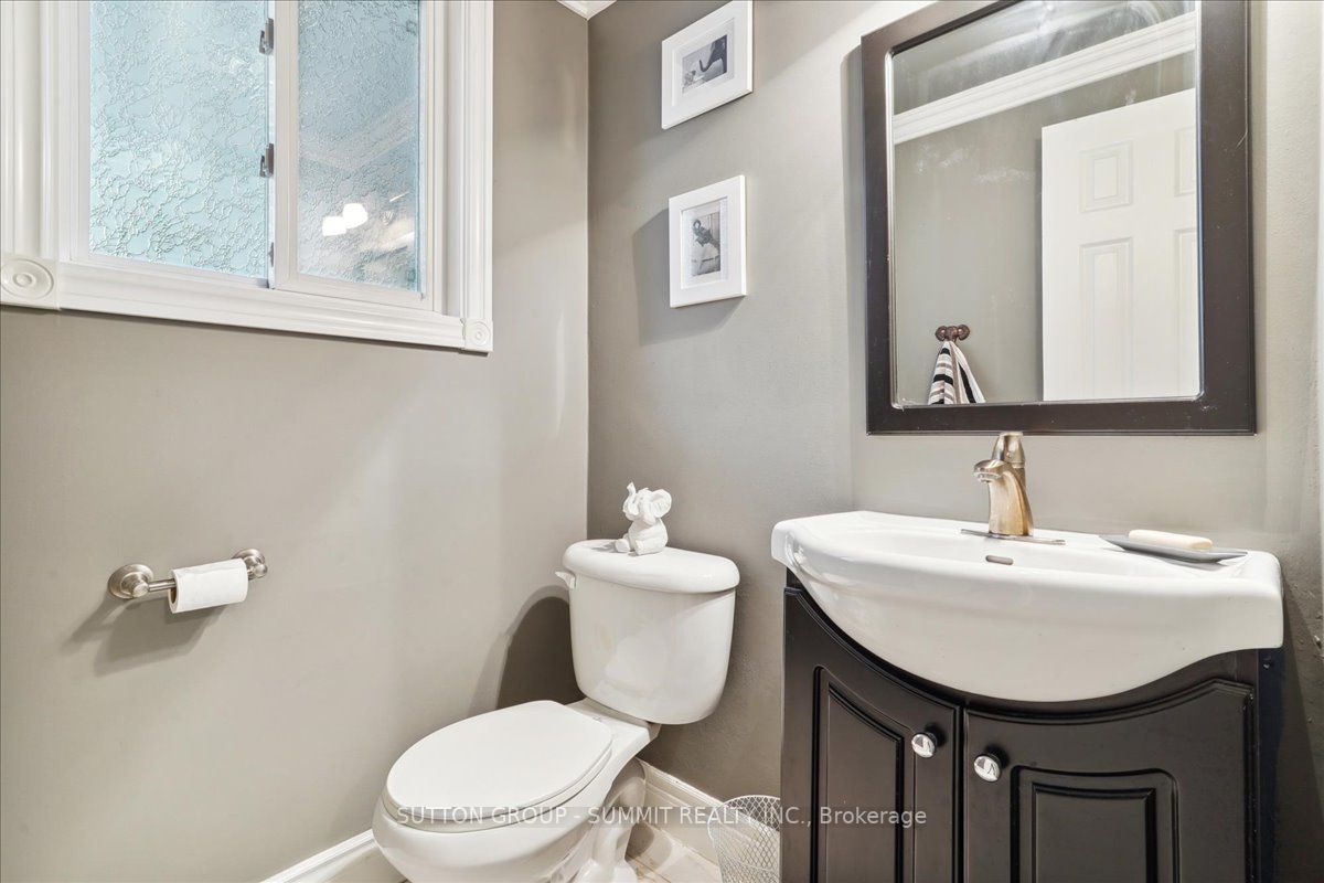225 Barrymore Court