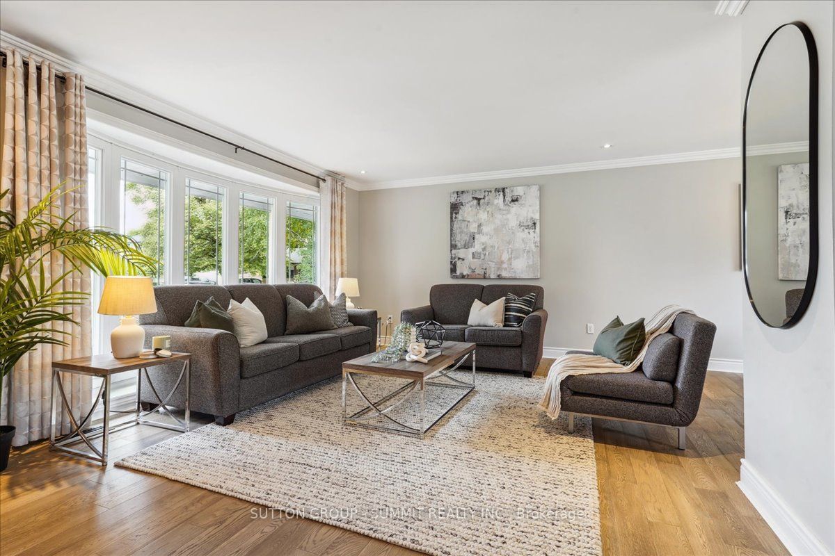 225 Barrymore Court