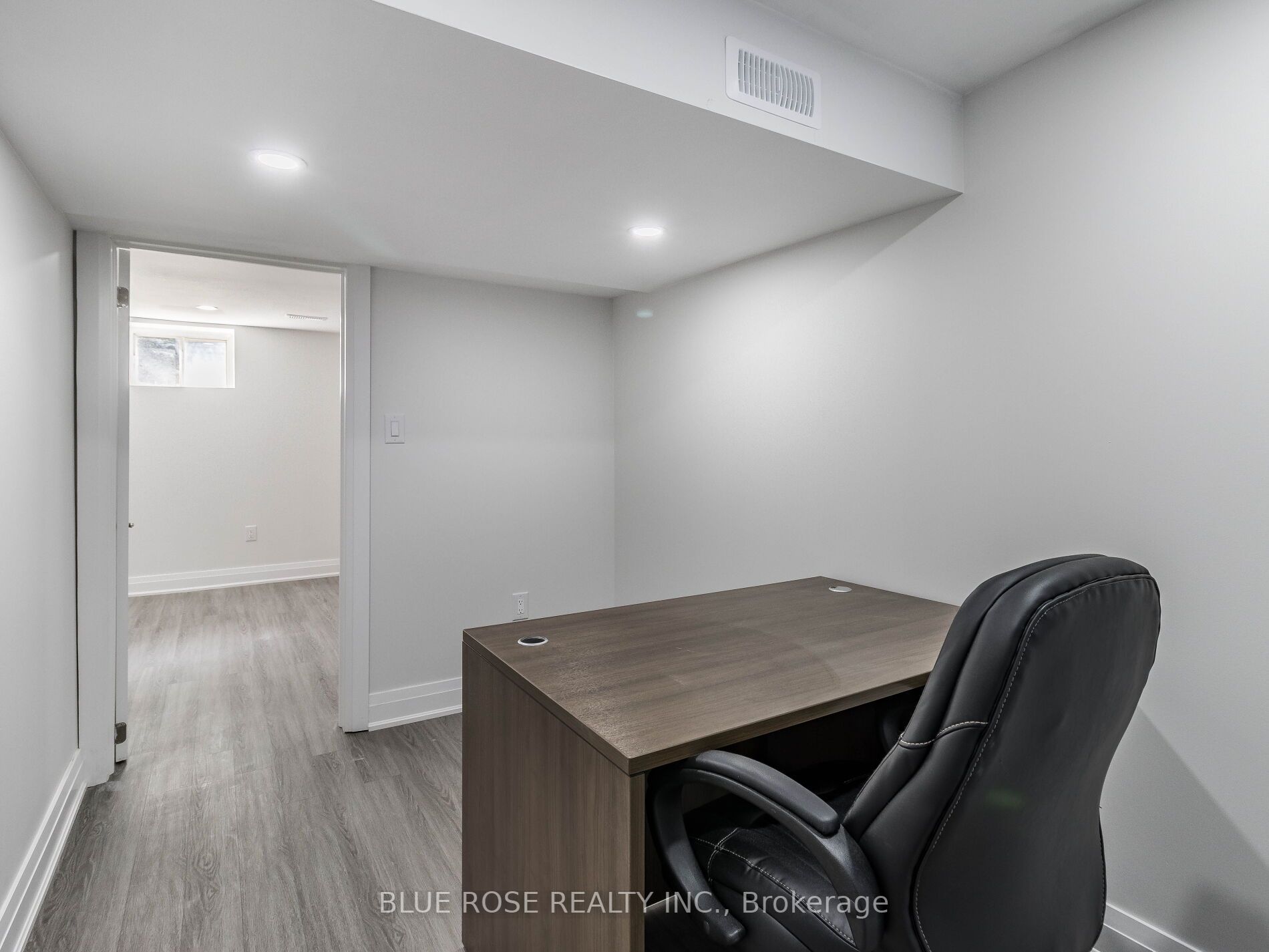 500 Guelph St