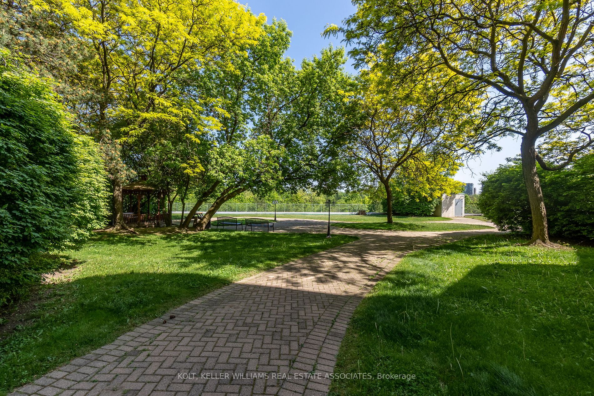 61 Markbrook Lane, #105