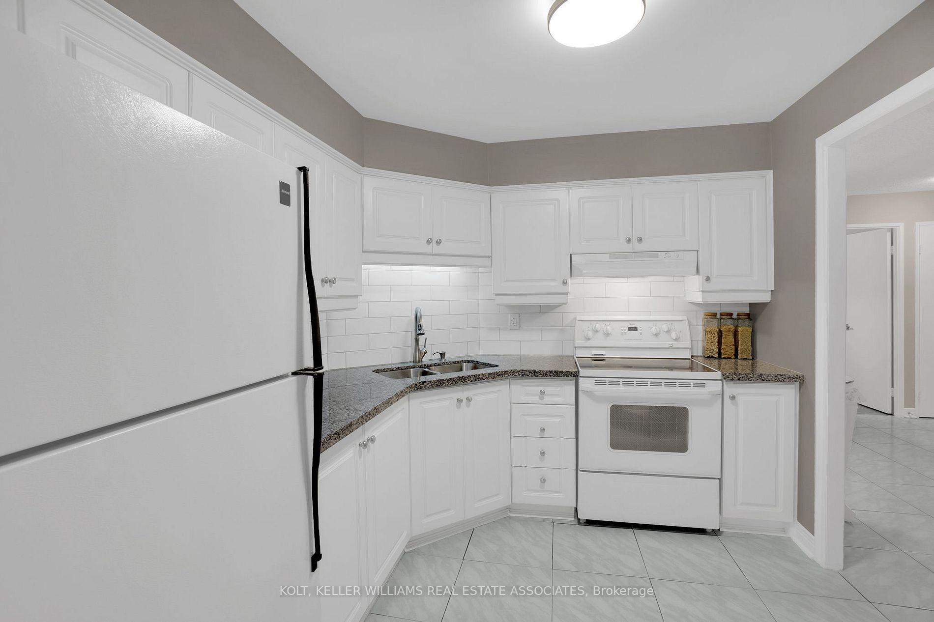 61 Markbrook Lane, #105