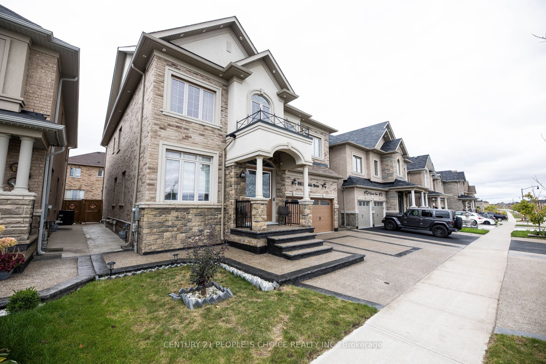 476 Brisdale Dr