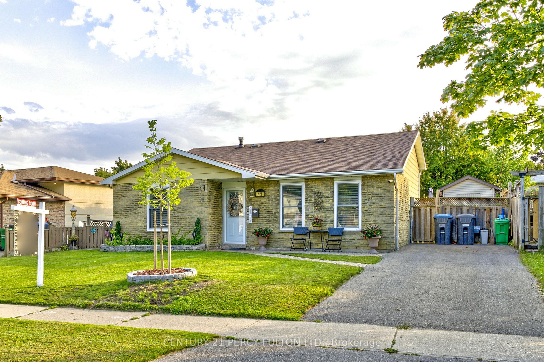 49 Rutherford Rd N