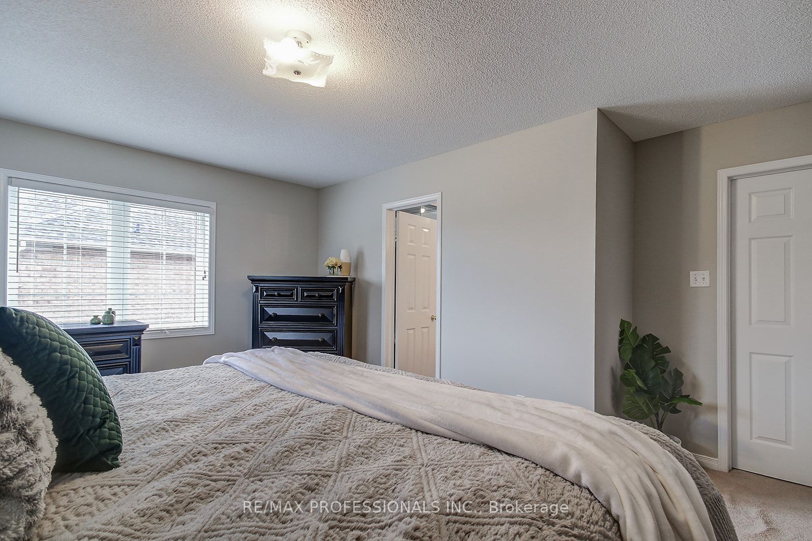 48 Kilrea Way