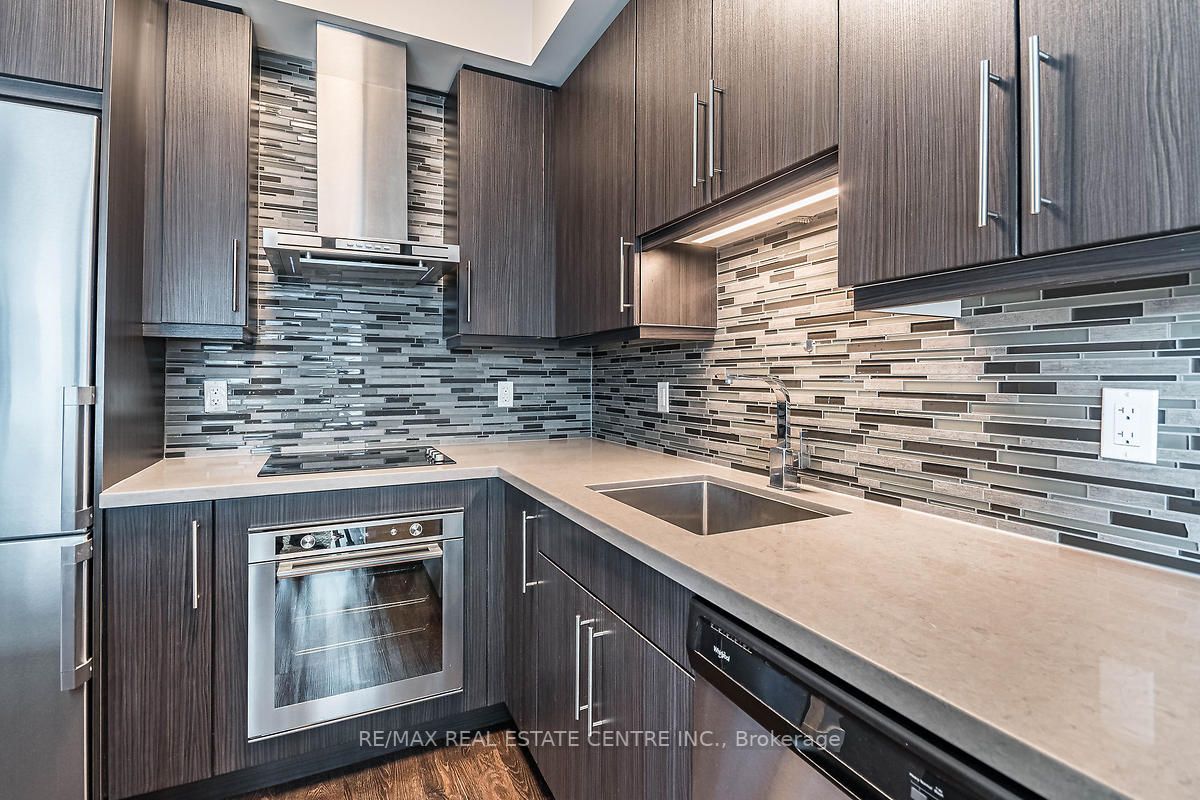 2087 Fairview Street, #1210