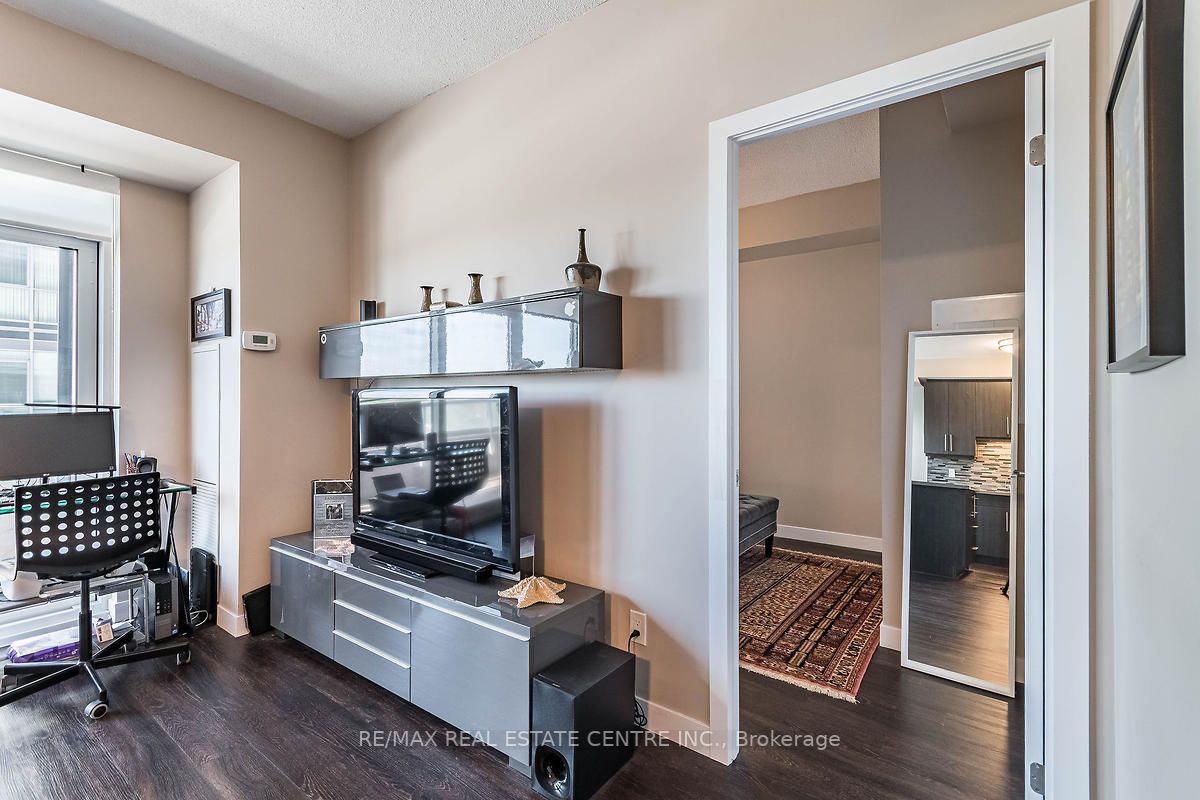2087 Fairview Street, #1210